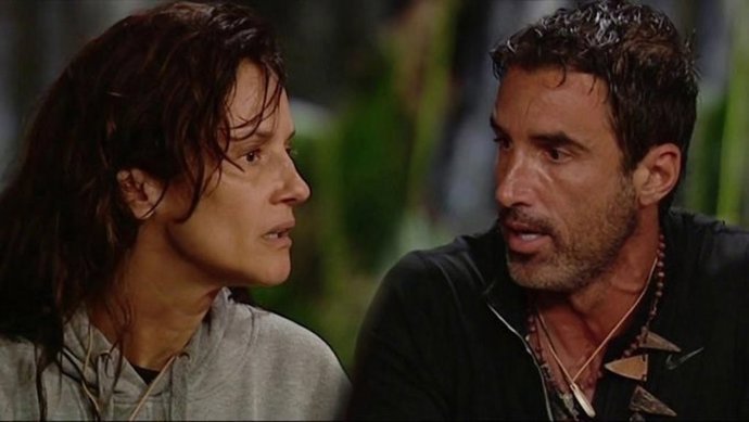 Elena, madre de Adara, y Hugo Sierra en 'Supervivientes 2020'