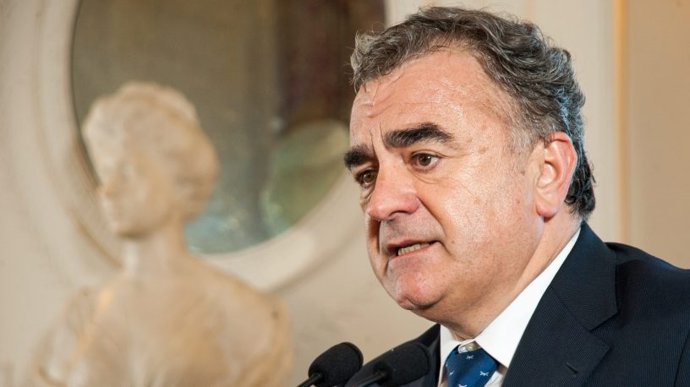 Javier Hernani, consejero delegado de BME, en el curso de economía de APIE y BBVA en la UIMP.