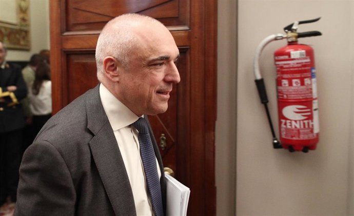 El secretario general del Grupo Socialista, Rafael Simancas, a su llegada a la Junta de Portavoces del Congreso de los Diputados, en Madrid (España), a 15 de enero de 2020.