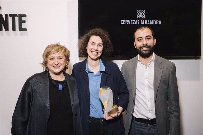 COMUNICADO: Irma Álvarez-Laviada, ganadora del IV Premio Cervezas Alhambra de Ar