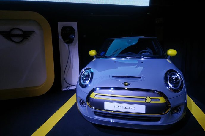 Imagen del nuevo Mini eléctrico.