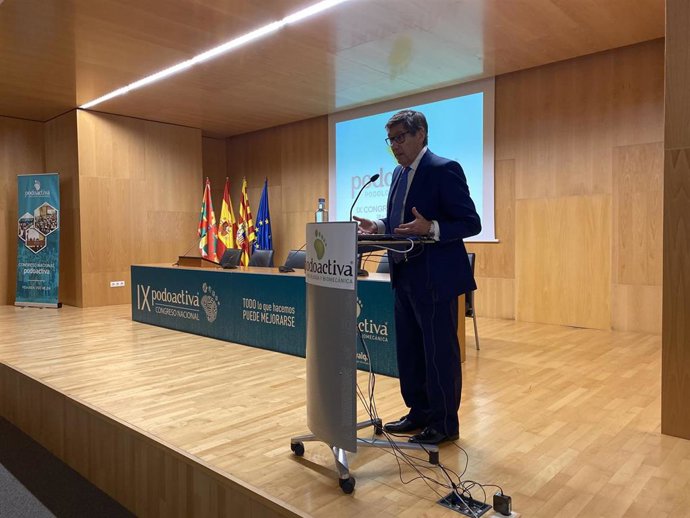 Arturo Aliaga en el Congreso Nacional de Podoactiva