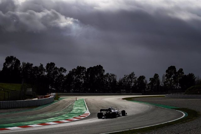 BOTTAS Valtteri (fin), Mercedes AMG F1 GP W11 Hybrid EQ Power+, action during the second session of the Formula 1 Pre-season testing 2020 from February 26 to 28, 2020 on the Circuit de Barcelona-Catalunya, in Montmelo, Barcelona, Spain