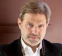 El COAM demanda al exdecano José Antonio Granero por su gestión "irregular" en la venta un edificio en calle Piamonte