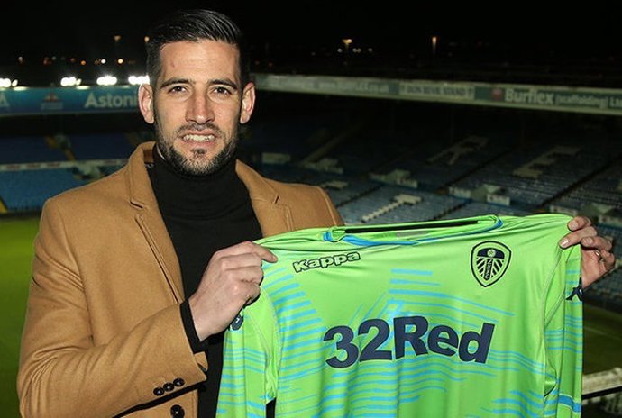 Kiko Casilla ficha por el Leeds United