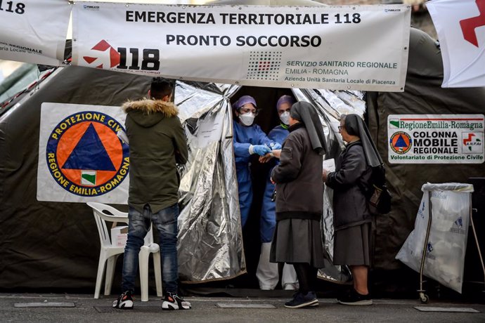 Coronavirus.- Italia confirma ocho nuevas muertes y un millar más de infectados 