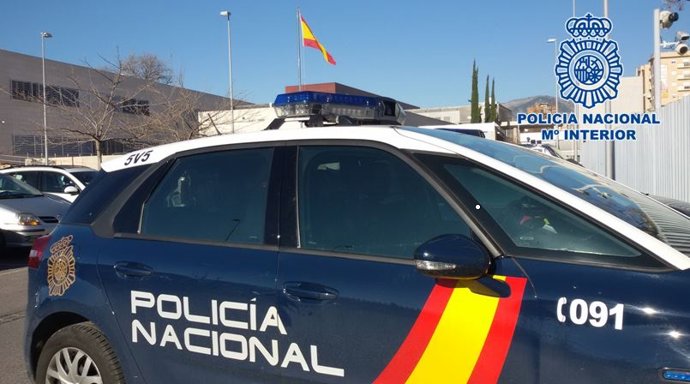 Coche patrulla de Policía Nacional