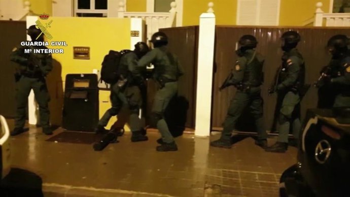 Más de 40 detenidos, nueve investigados y 5.176 kilos de hachís decomisados en u