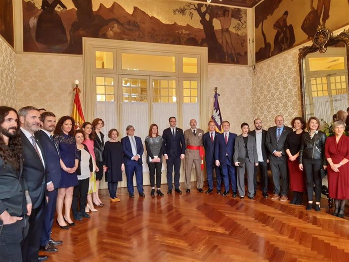 Las principales autoridades de Baleares celebran la Diada en el acto institucional en el Parlament.