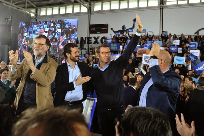 O presidente do Goberno, Mariano Rajoy, o presidente do PP, Pablo Casado, e o candidato popular ao 5A, Alberto Núñez-Feijóo, asisten a un acto de celebración dos 11 anos de presidencia de Núñez Feijóo en Galicia, en Ourense (Galicia)