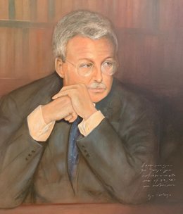 Retrato de Joaquín Leguina en el hall de la sala institucional