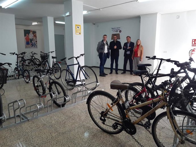 Aparcamiento para bicicletas en Pere Garau