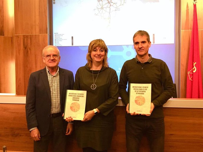 Andrés Íñigo, Ana Ollo y Ander Irizar.