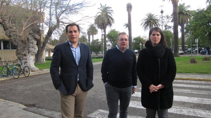José Antonio Nieto en una visita al Ifapa de Córdoba