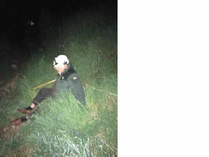 Hombre rescatado por la Guardia Civil