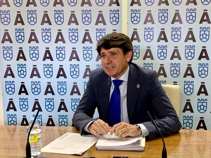 El portavoz del equipo de Gobierno, Juan carlos Sánchez Mesón, tras la Junta de Gobierno.