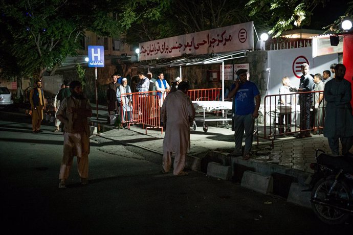 Afganistán.- Mueren tres civiles por una explosión cerca de un campo de fútbol e