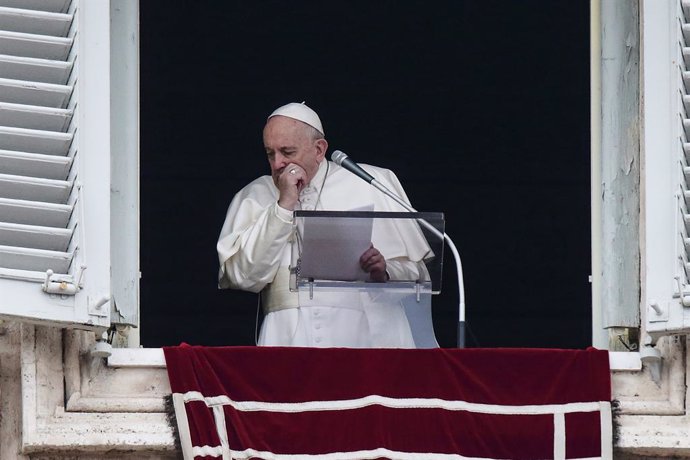 El Papa bendice a la Curia vaticana por carta y sigue los ejercicios espirituale