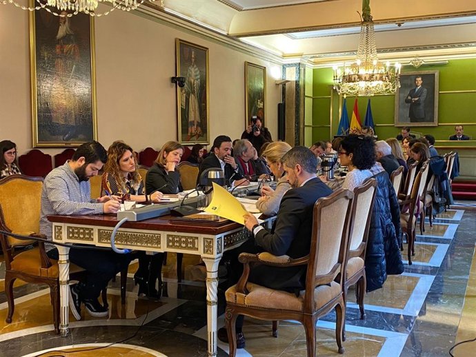 Pleno del Ayuntamiento de Oviedo,