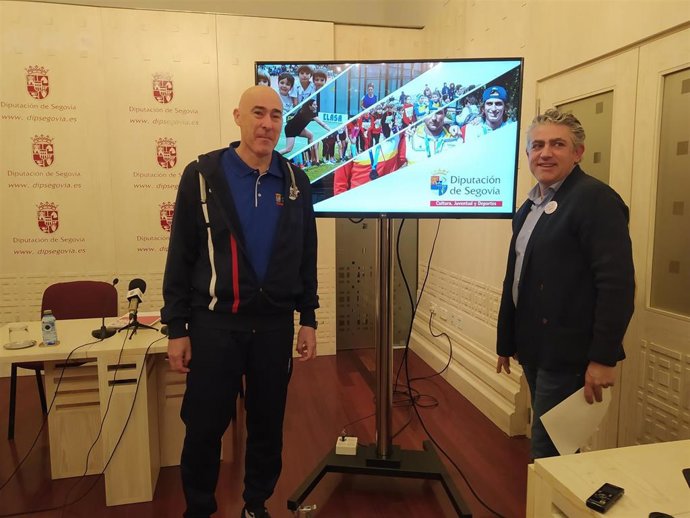 El diputado de Deportes, Óscar Moral,y el vicepresidente primero y diputado del área de Cultura, Juventud y Deportes, José María Bravo.