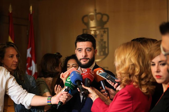 El portavoz de Ciudadanos en la Asamblea de Madrid, César Zafra.