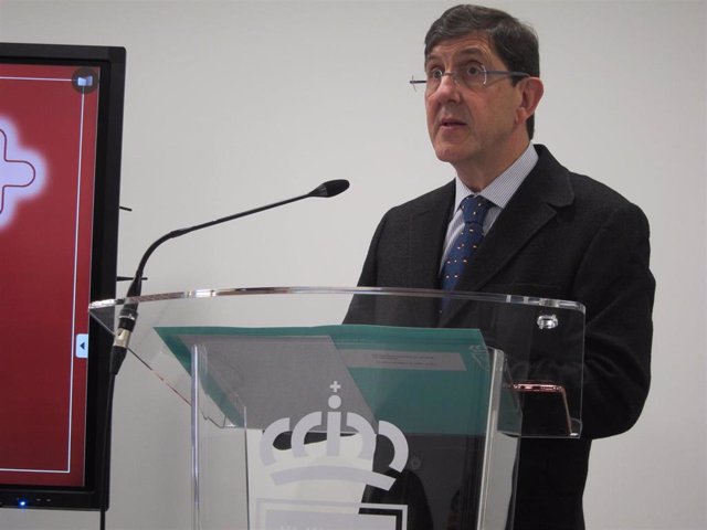 El consejero de Salud, Manuel Villegas, en rueda de prensa