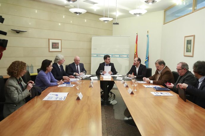 Reunión de la Xunta con el sector turístico en el seguimiento del coronavirus.
