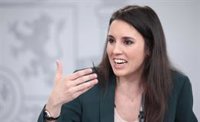 Irene Montero dice que la ley de libertad sexual "se ha enriquecido" desde el Gobierno, "sin alterarse lo sustancial"