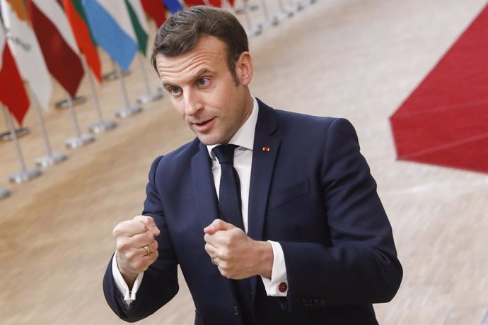 Coronavirus.- Macron requisa todas las mascarillas en Francia para garantizar su
