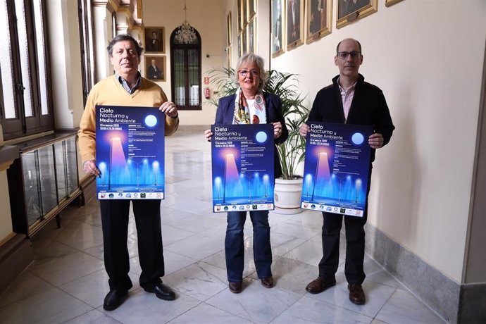 Presentación de las Jornadas Cielo Nocturno y Medio Ambiente en el Ayuntamiento de Málaga