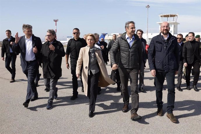 Los líderes de la UE arropan a Kyriakos Mitsotakis en la respuesta a la crisis migratoria
