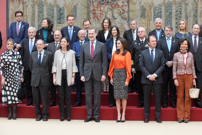 Economía.- El Rey anima a los embajadores honorarios de Marca España a mostrar l