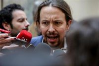 Iglesias llama al PP "delincuentes" tras enzarzarse en el Senado por las cloacas y su "metamorfosis"