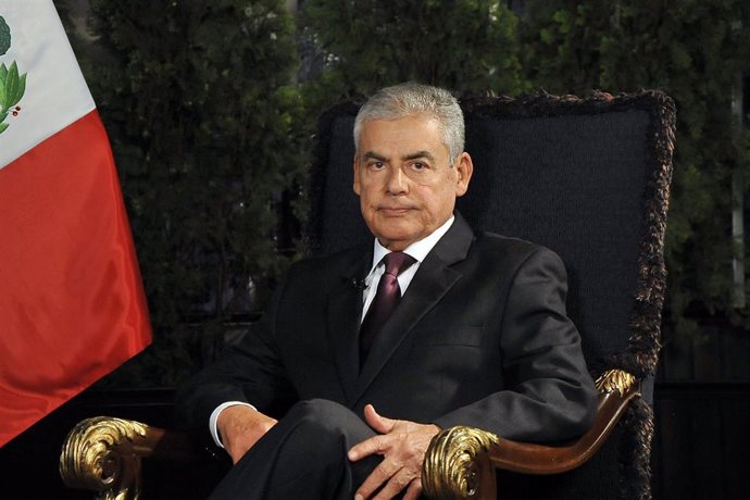 El ex primer ministro de Perú César Villanueva.