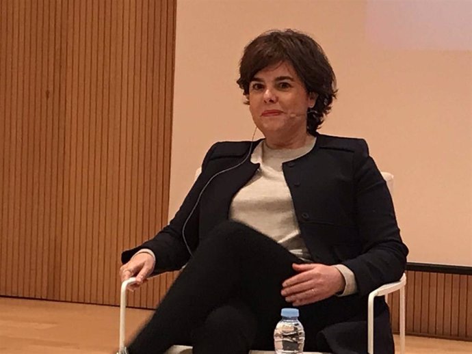 La exvicepresidenta del Gobierno Soraya Sáenz de Santamaría, en una conferencia de Ibercaja en Zaragoza.