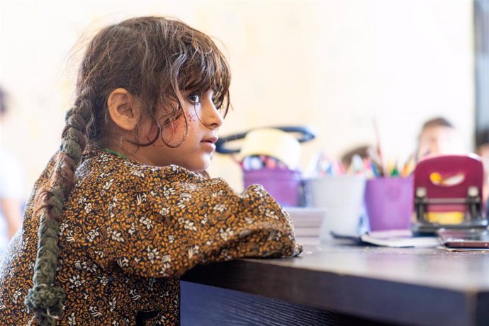 Una niña en una escuela en Jordania