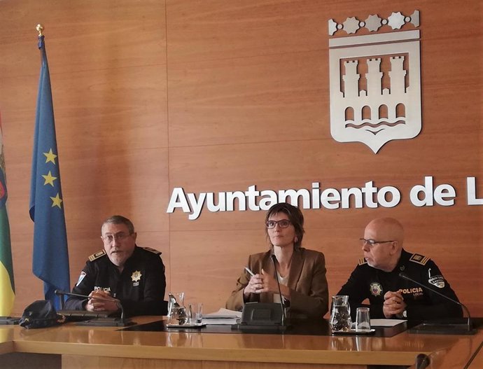 El Gobierno local está sumido en un proceso de reorganización de la Policía Local de Logroño, para aumentar su eficacia y dar mejor servicio a los ciudadanos.