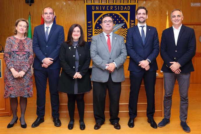 Los nuevos equipos decanales de cinco de los siete centros de la Universidad Pablo de Olavide