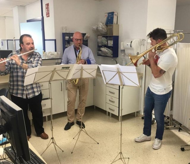 Concierto en directo  en Oncología