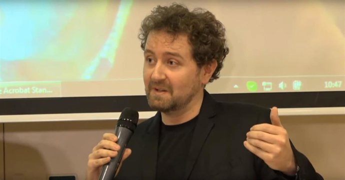 El virólogo Juan Ayllón, profesor de la UBU.