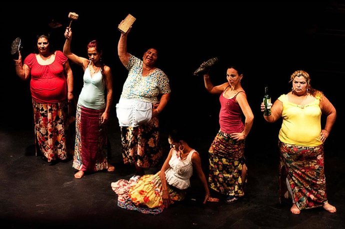 Las actrices de El Vacíe en la representación de La casa de Bernarda Alba.