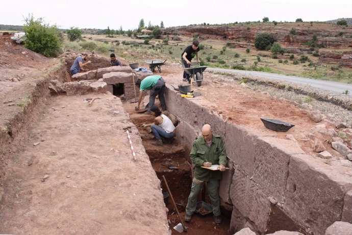 La Junta documenta la muralla de Tiermes (Soria) para una posterior restauración