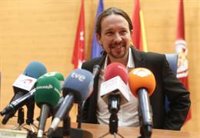 Iglesias, abucheado 10 años después por estudiantes en el mismo auditorio donde estuvo en el escrache contra Rosa Díez