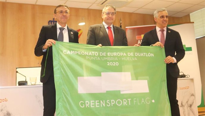 El estreno de la Bandera Verde del Deporte, presentado en el CSD.