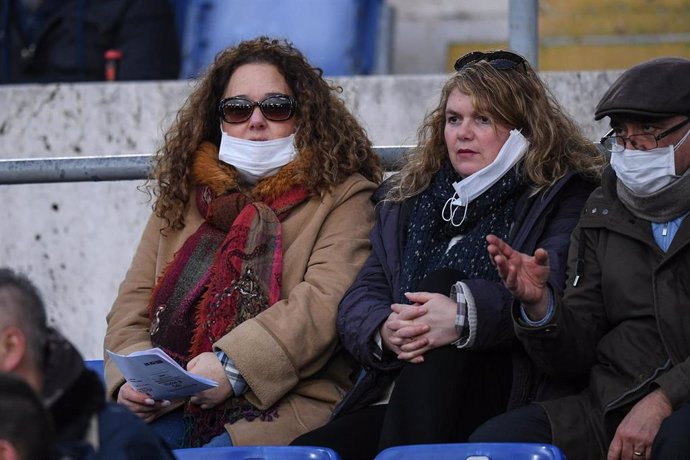 Aficionados de la Roma en un partido de la Serie A el pasado fin de semana ante el Lecce