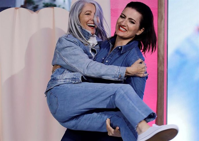 Silvia Abril y Camino Villa