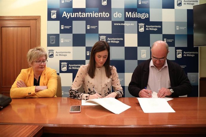 El Ayuntamiento De Málaga Informa: El Ayuntamiento Firma Un Convenio Para Seguir Impulsando La Red Málaga Sin Gluten