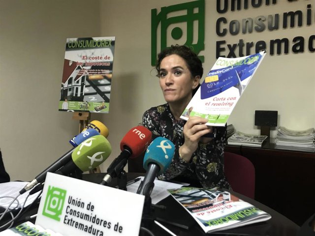 La técnico de la UCE, Lali Bermejo en rueda de prensa.