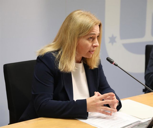 La portavoz del Gobierno regional, Inmaculada Sanz, presenta los acuerdos de la Junta de Gobierno en rueda de prensa.