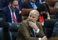 Imbroda ve "simple trámite" su firma para abrir centros de empresa que gestionó y la oposición apunta vulneración legal